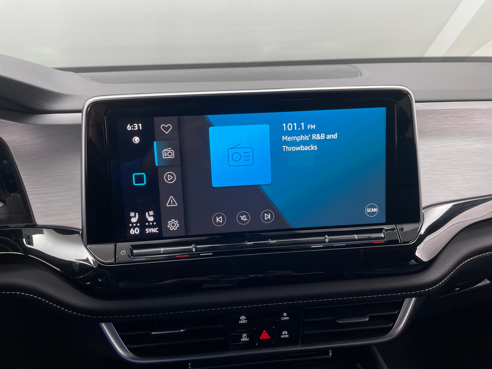 Thumbnail: 2025 Volkswagen Atlas - 3