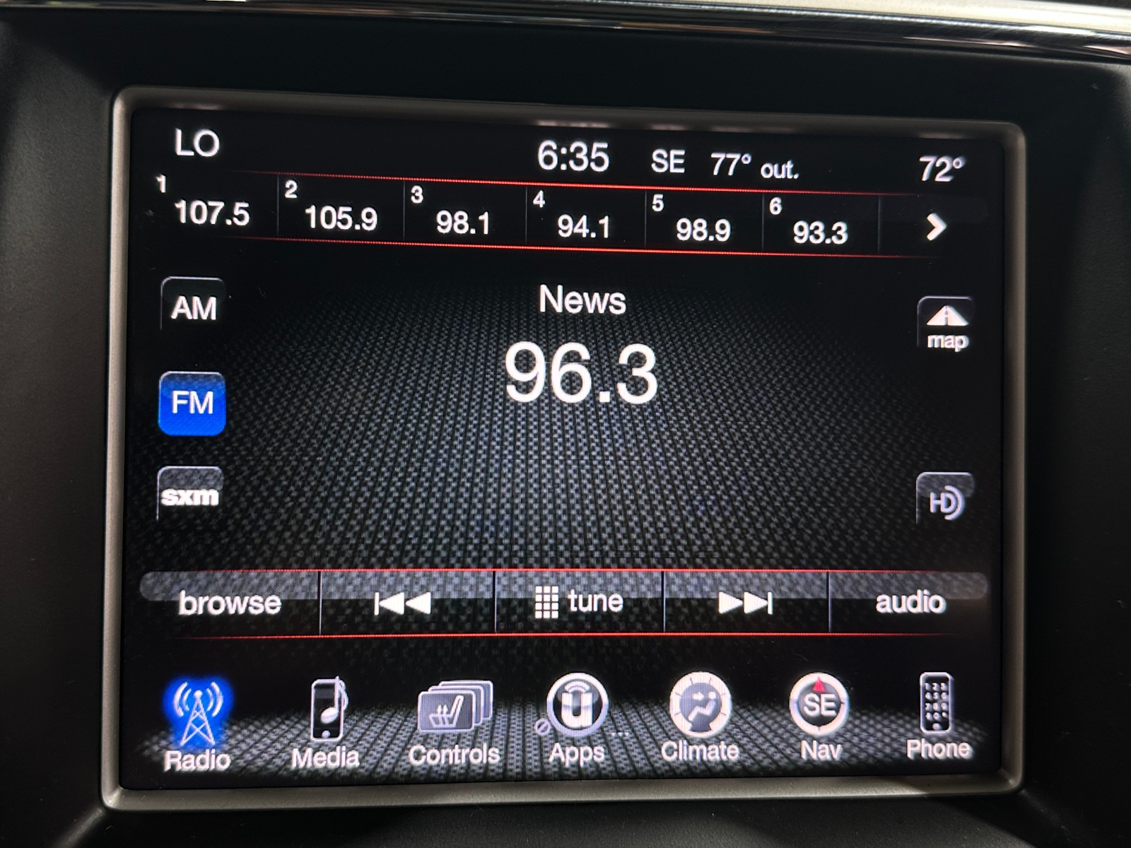 Thumbnail: 2016 Jeep Grand Cherokee - 3