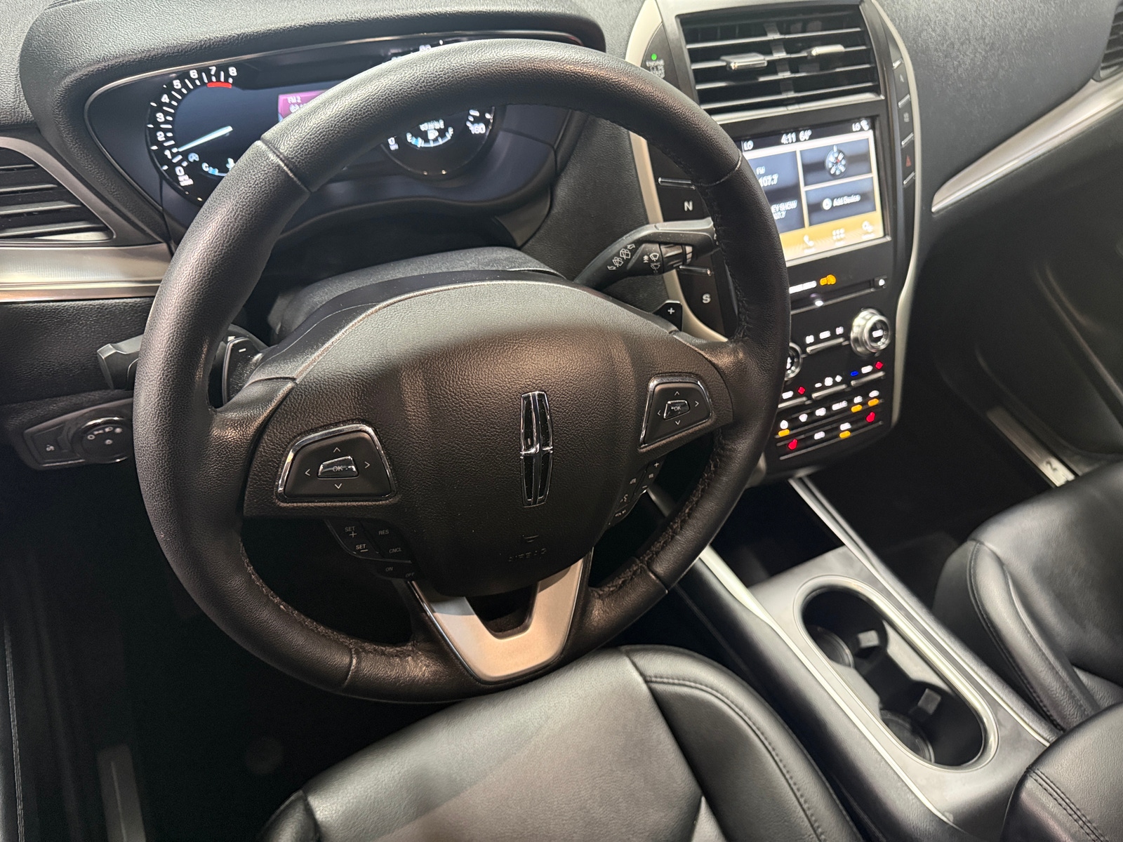 Thumbnail: 2019 Lincoln MKC - 4