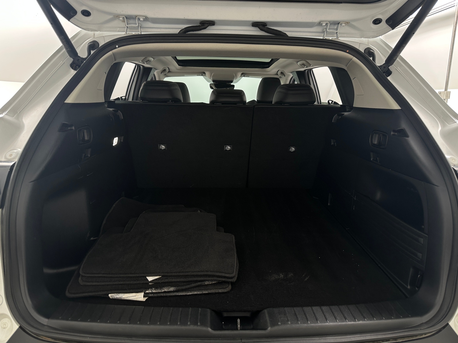 Thumbnail: 2025 Mazda CX-50 - 6