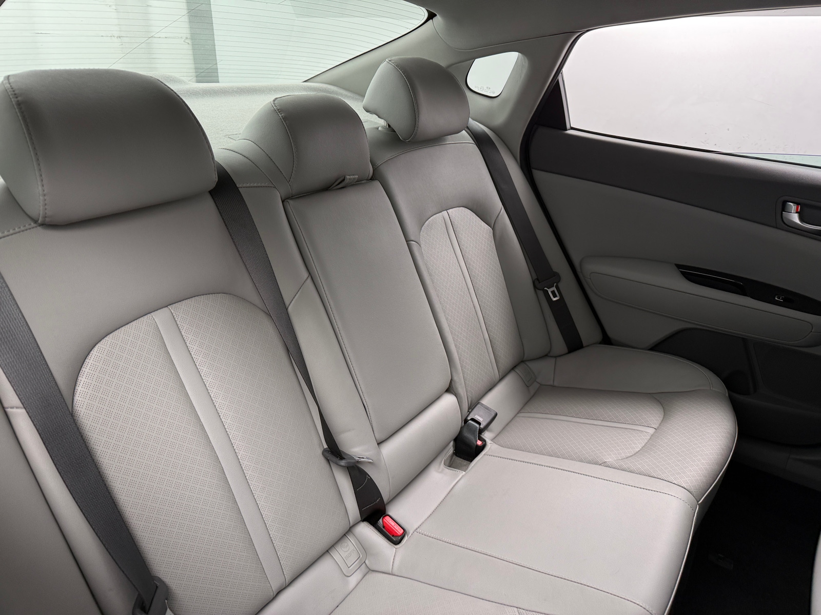 Thumbnail: 2017 Kia Optima - 5