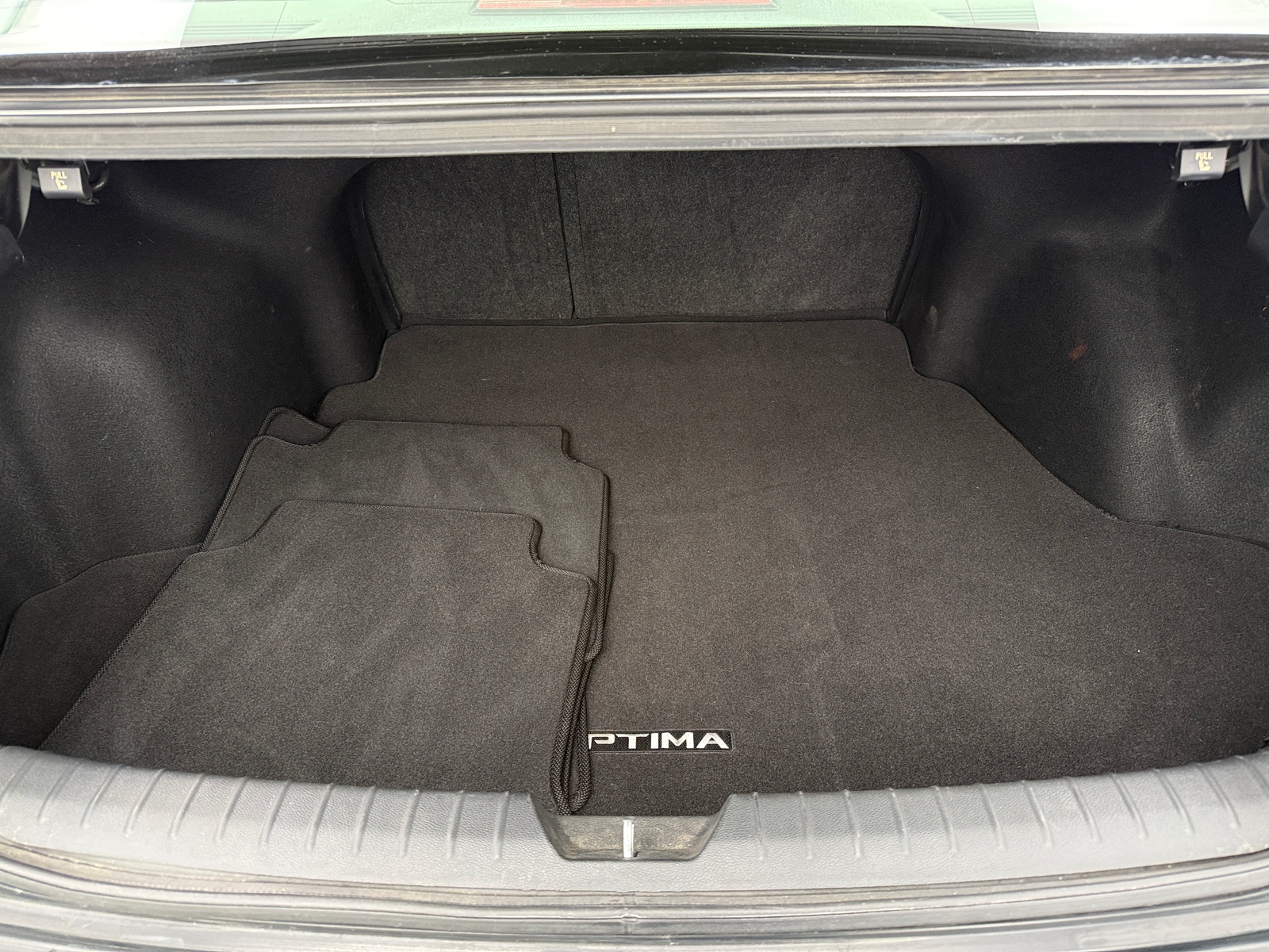 Thumbnail: 2017 Kia Optima - 6