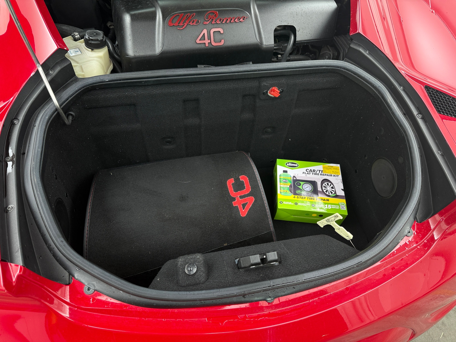 Thumbnail: 2015 Alfa Romeo 4C - 3