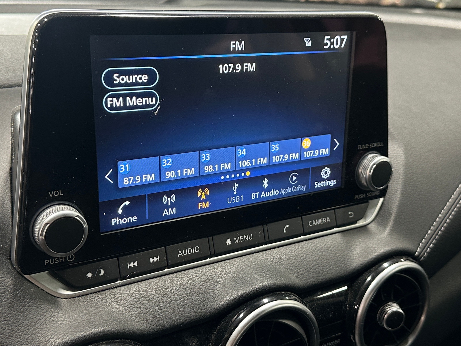 Thumbnail: 2023 Nissan Sentra - 4