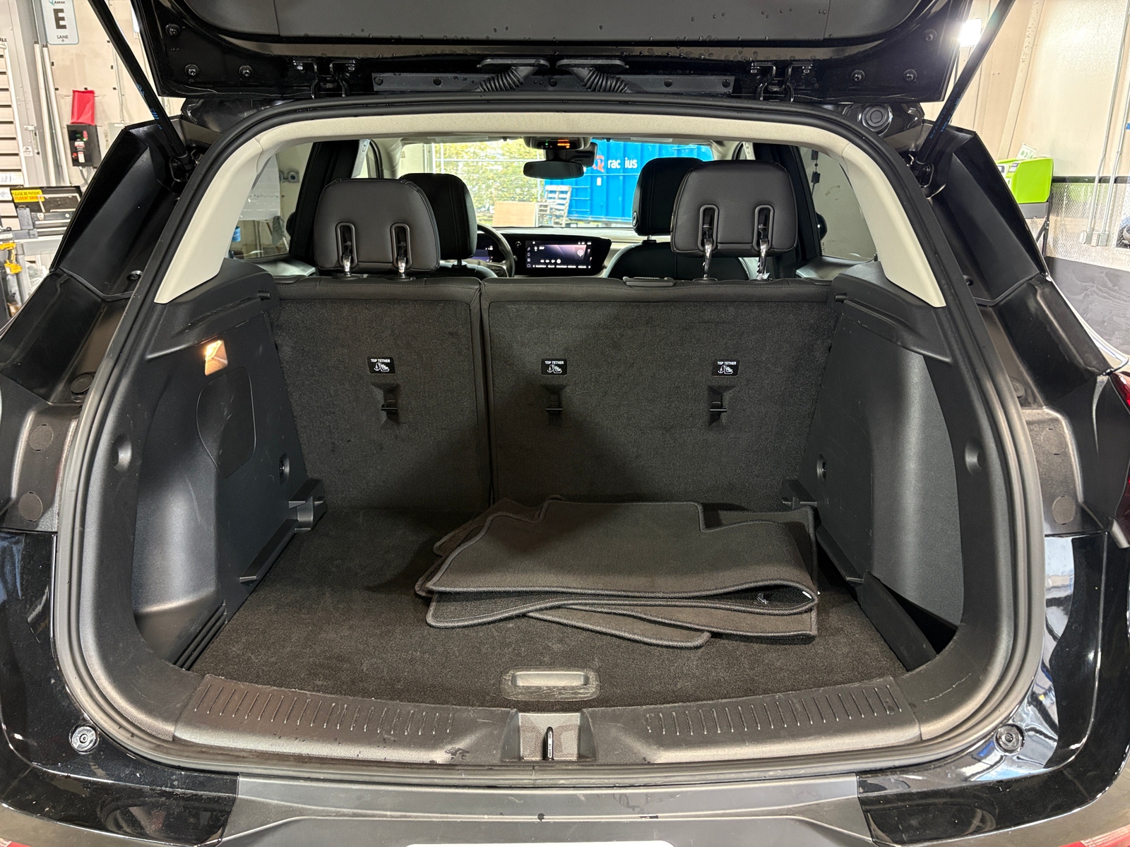 Thumbnail: 2025 Buick Encore GX - 6