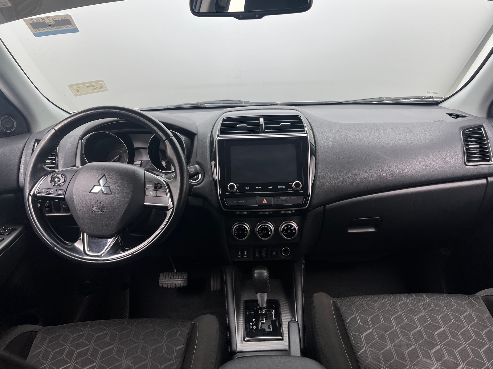 Thumbnail: 2021 Mitsubishi Outlander Sport - 3