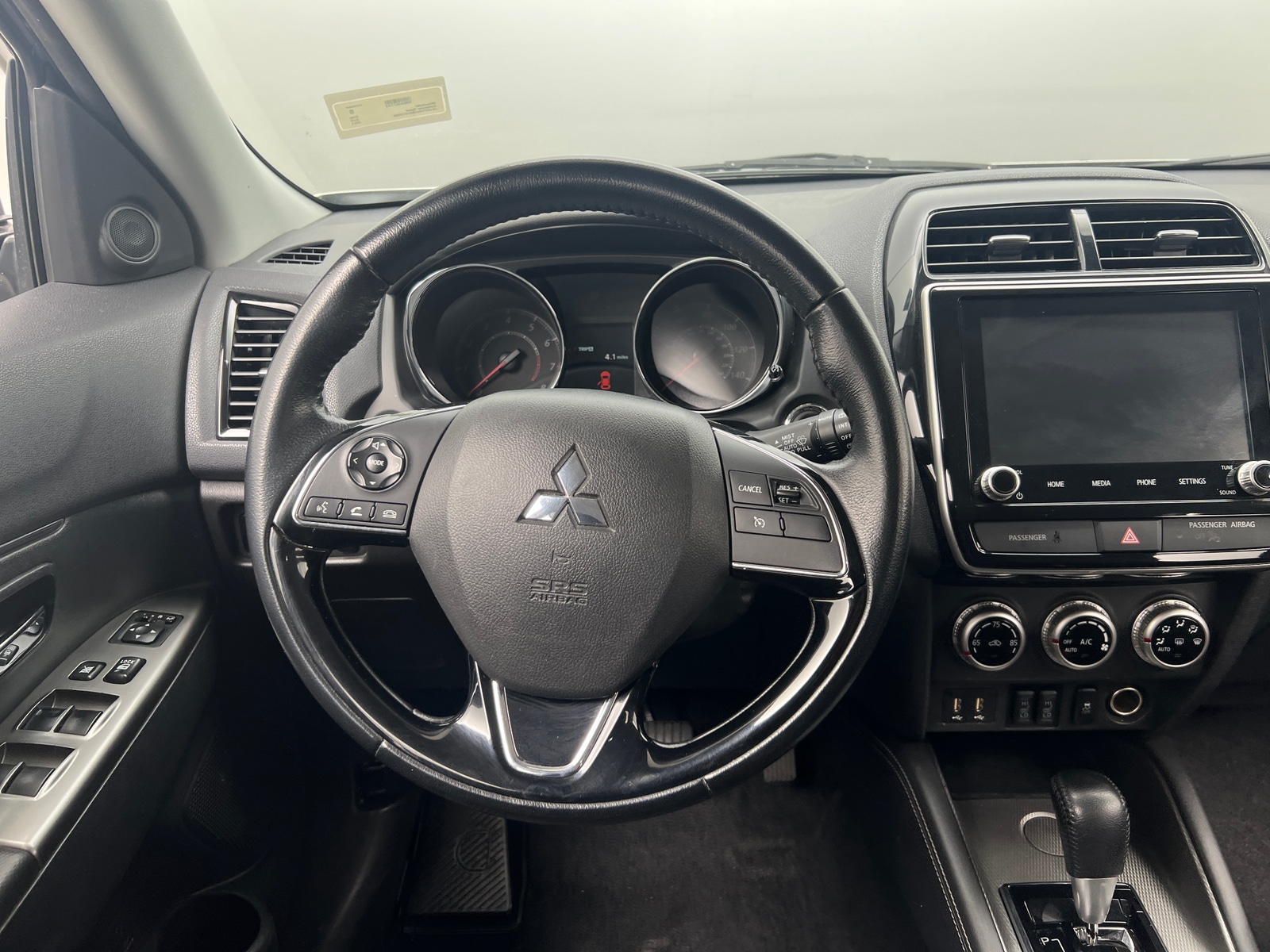 Thumbnail: 2021 Mitsubishi Outlander Sport - 5