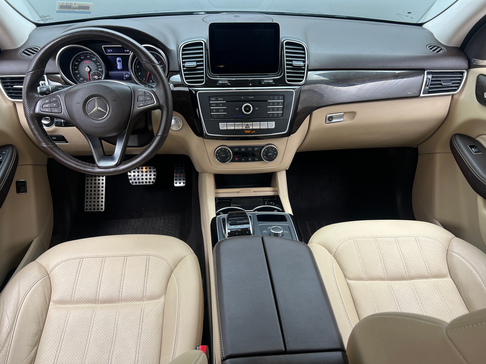 Thumbnail: 2017 Mercedes-Benz GLE - 2