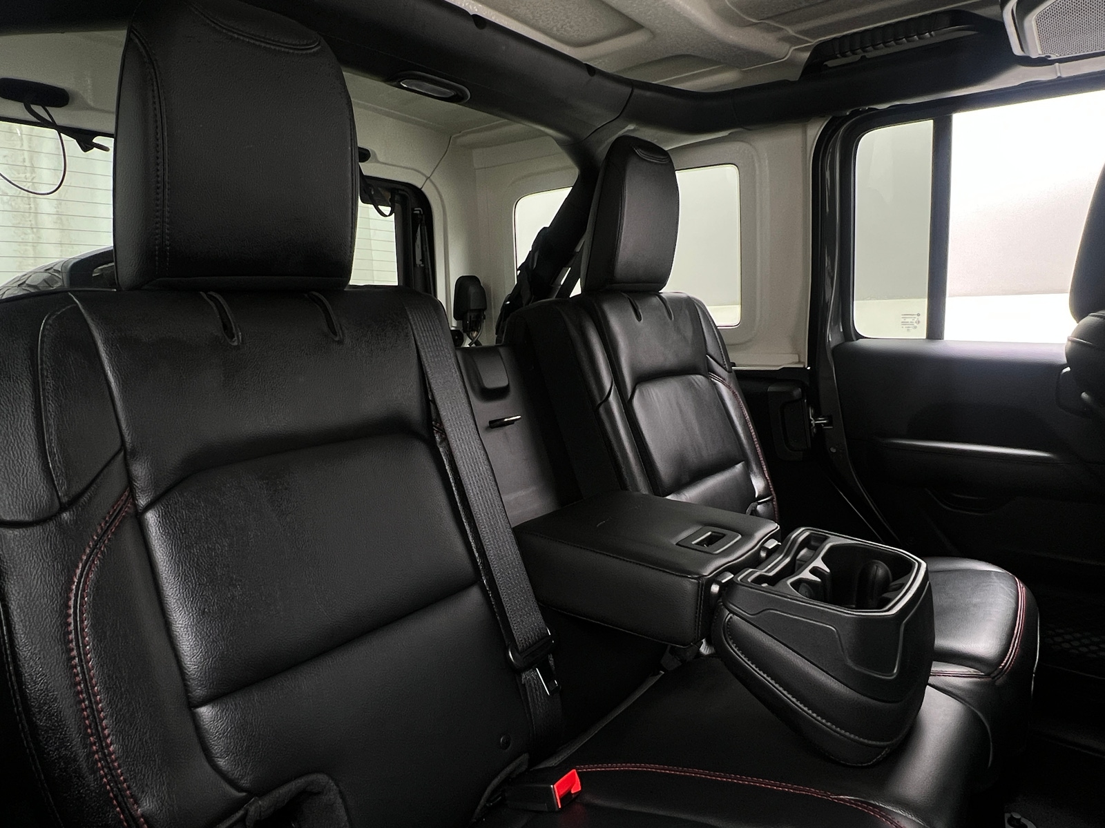 Thumbnail: 2018 Jeep Wrangler - 5