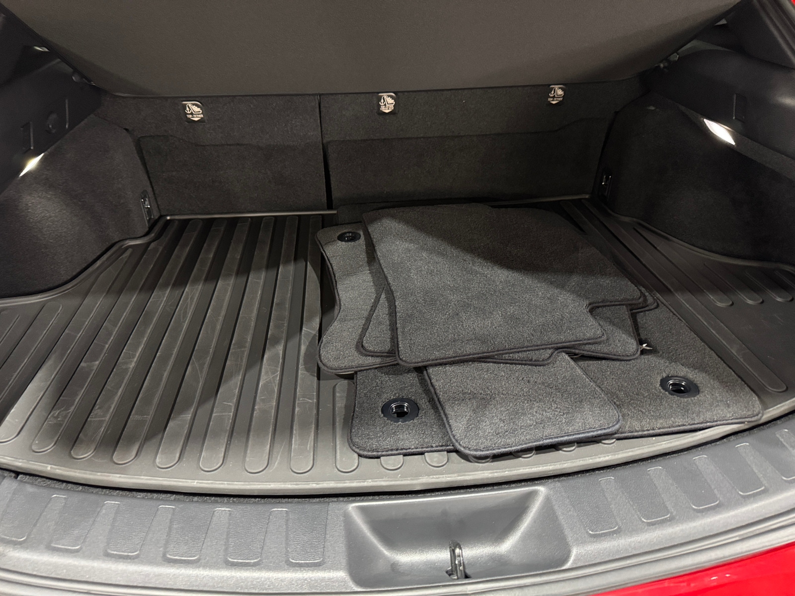 Thumbnail: 2024 Lexus UX - 6