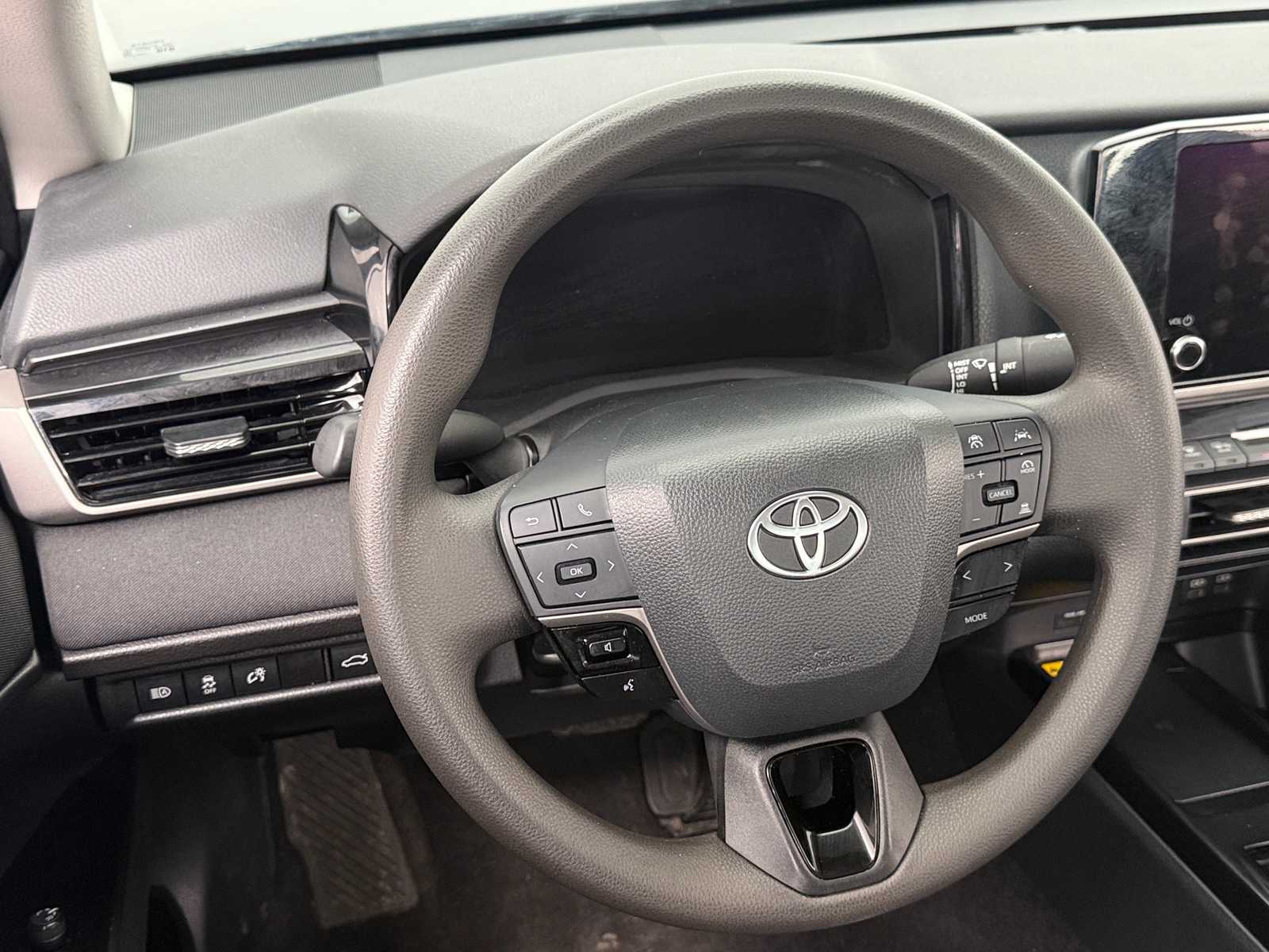 Thumbnail: 2025 Toyota Camry - 5