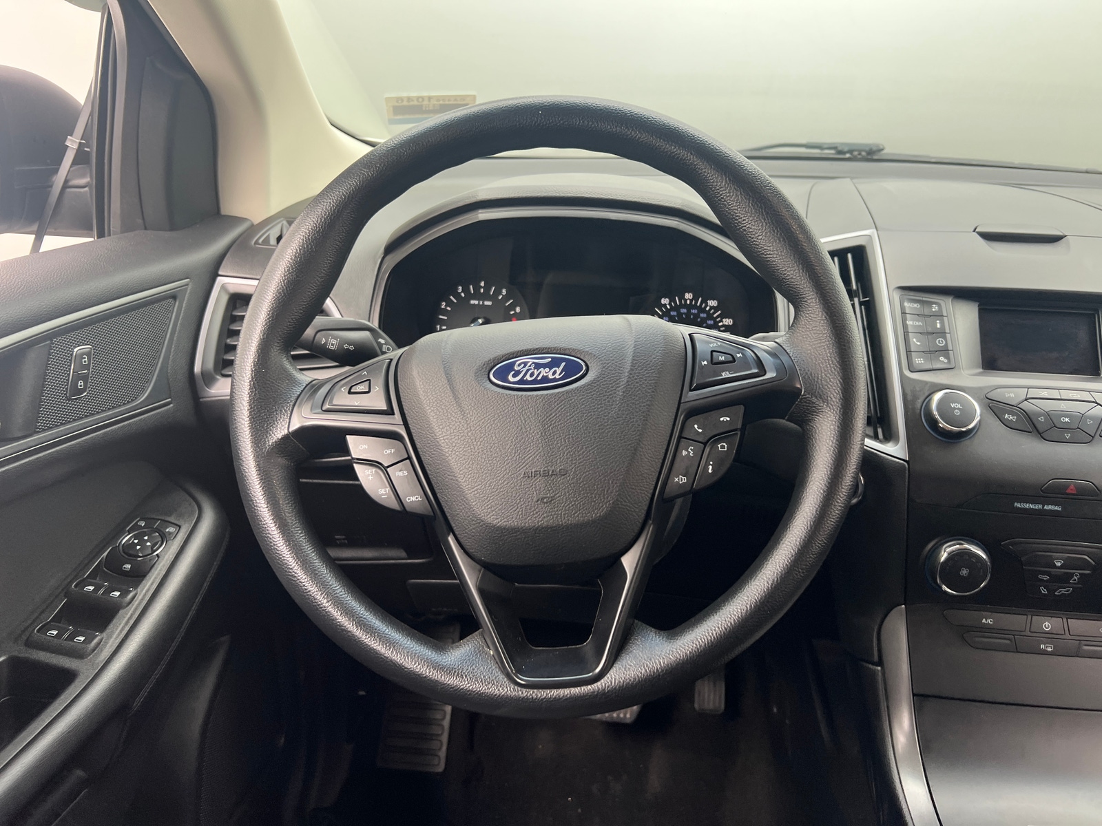 Thumbnail: 2019 Ford Edge - 5