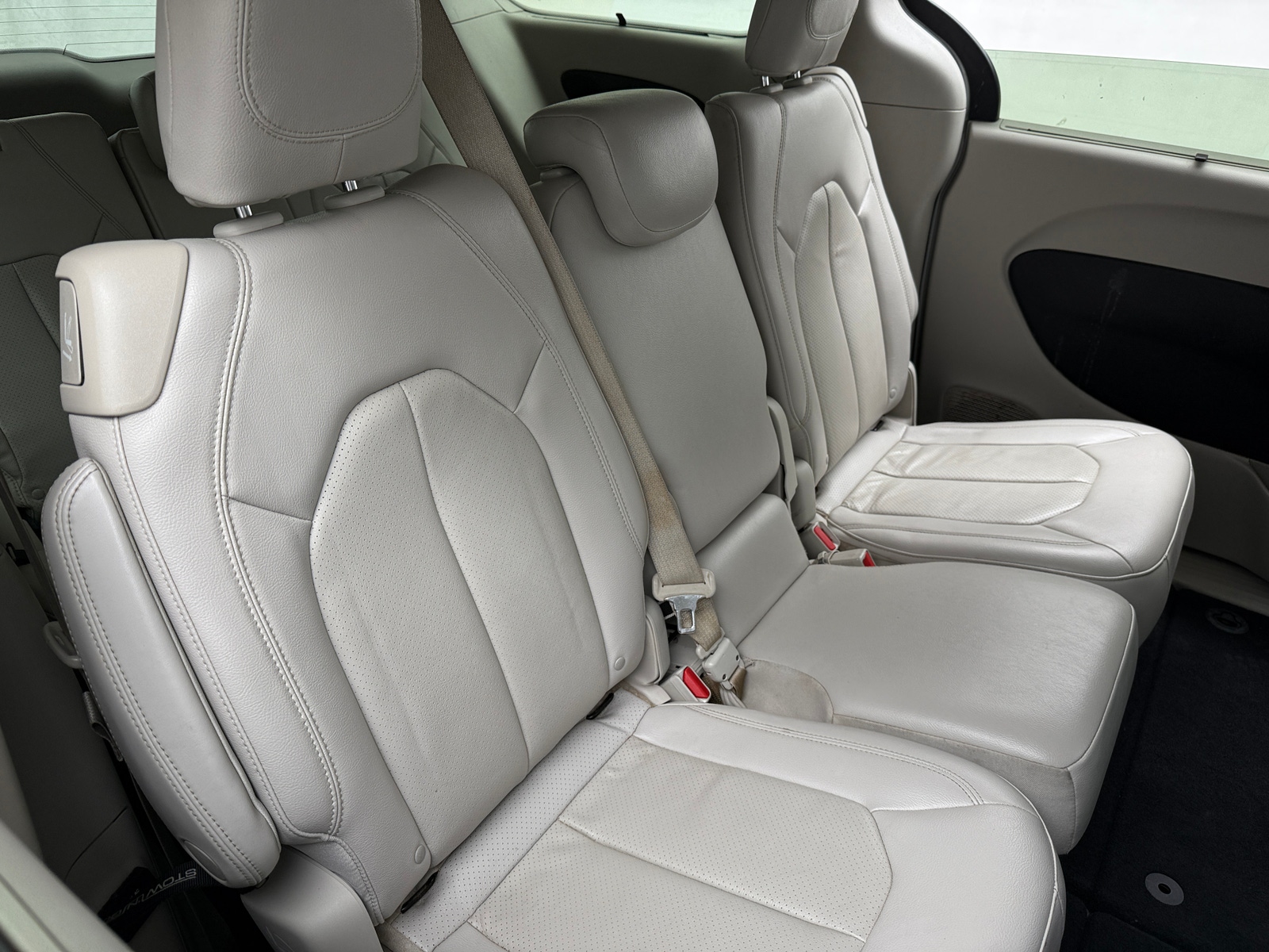 Thumbnail: 2019 Chrysler Pacifica - 5