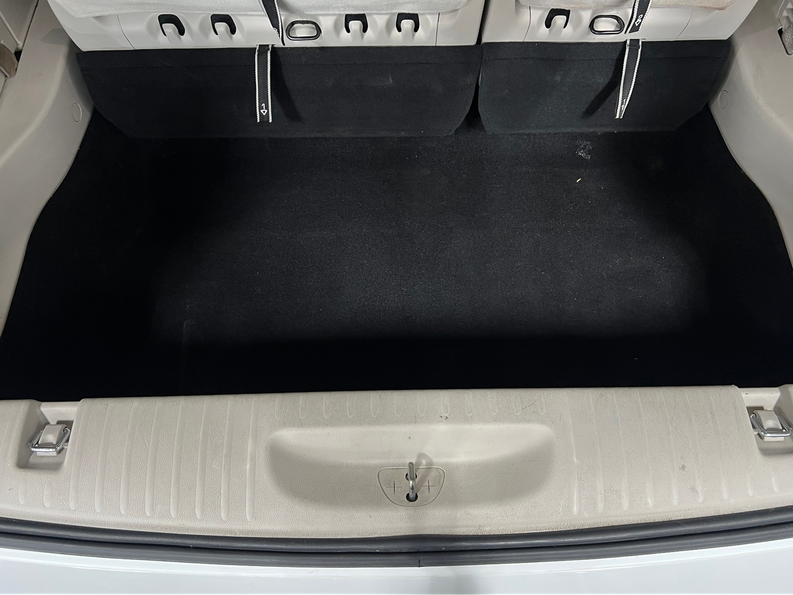 Thumbnail: 2019 Chrysler Pacifica - 6