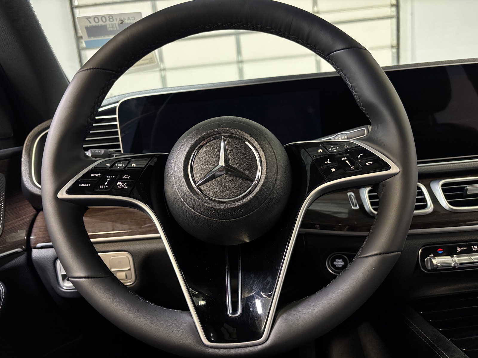 Thumbnail: 2024 Mercedes-Benz GLE - 4