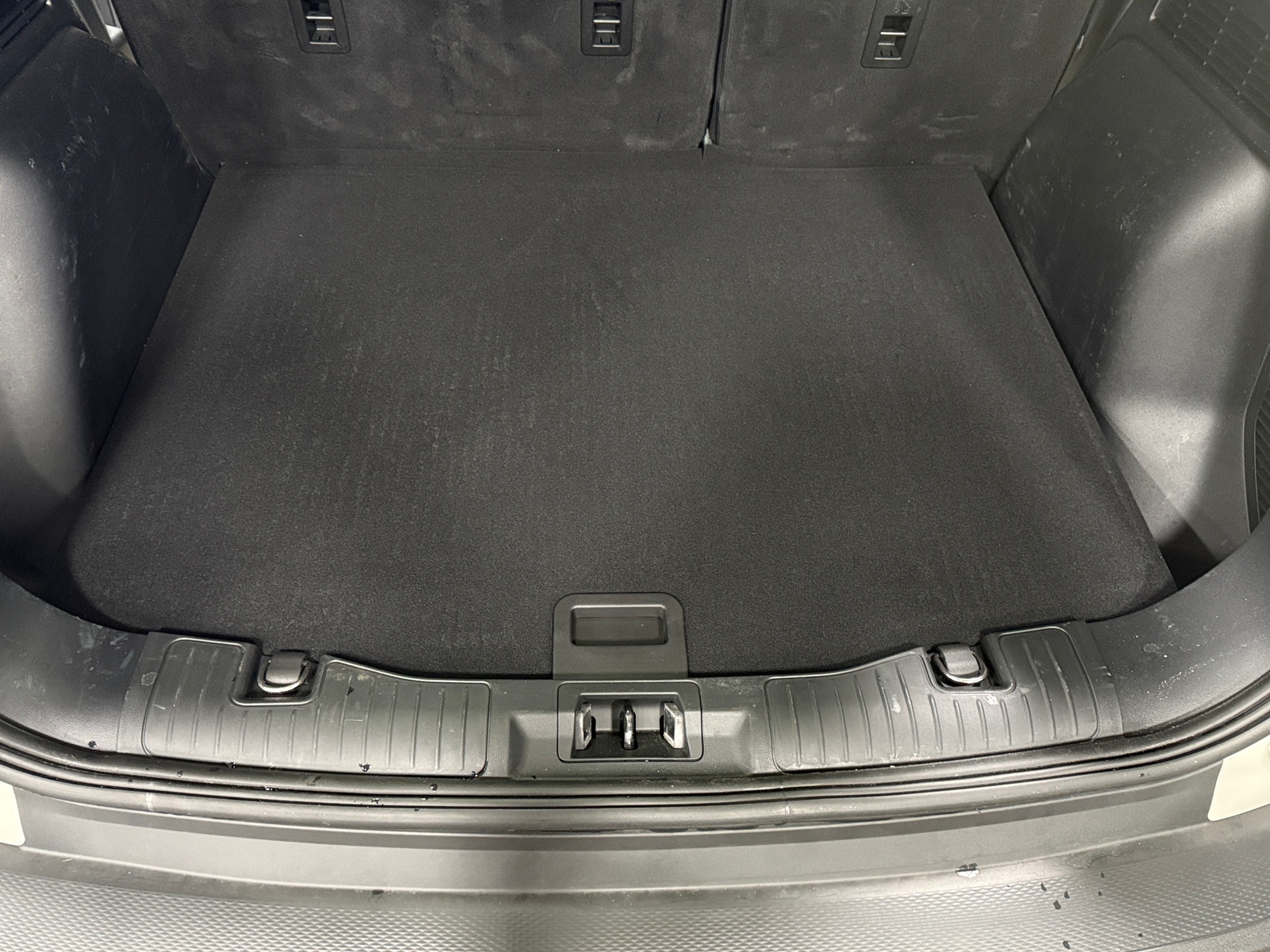 Thumbnail: 2022 Ford Escape - 7