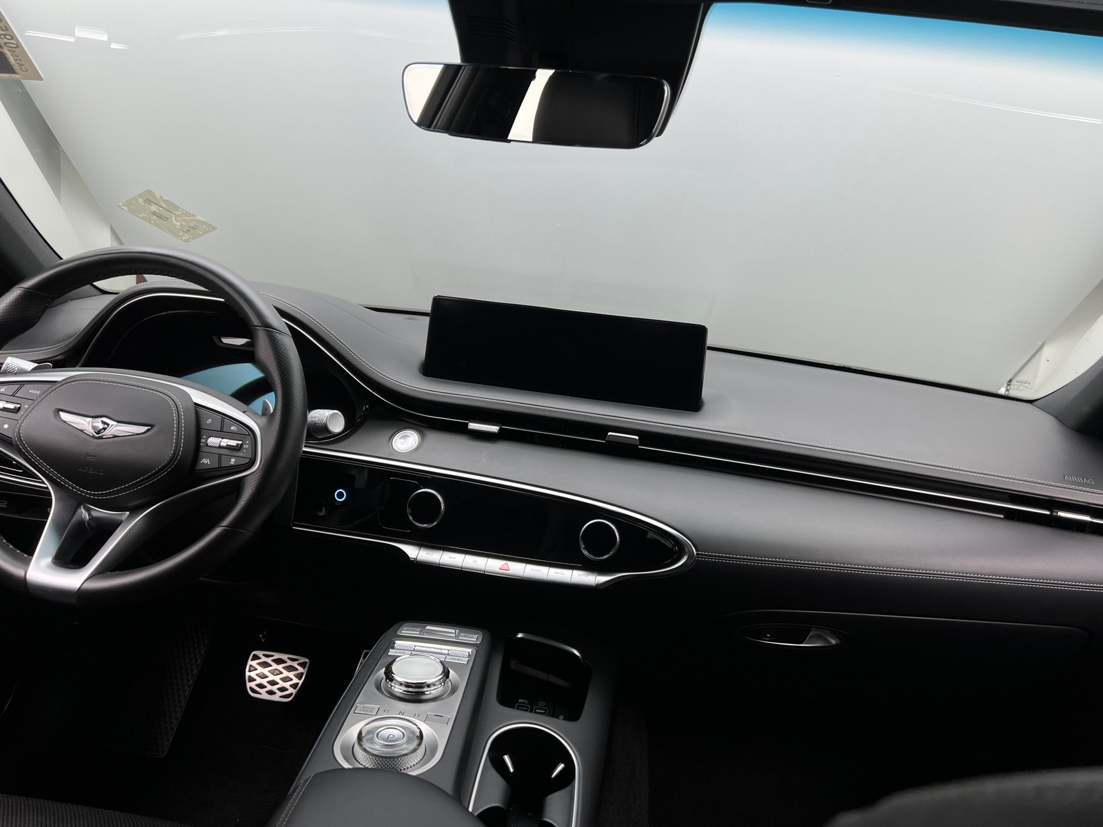 Thumbnail: 2023 Genesis GV70 - 2