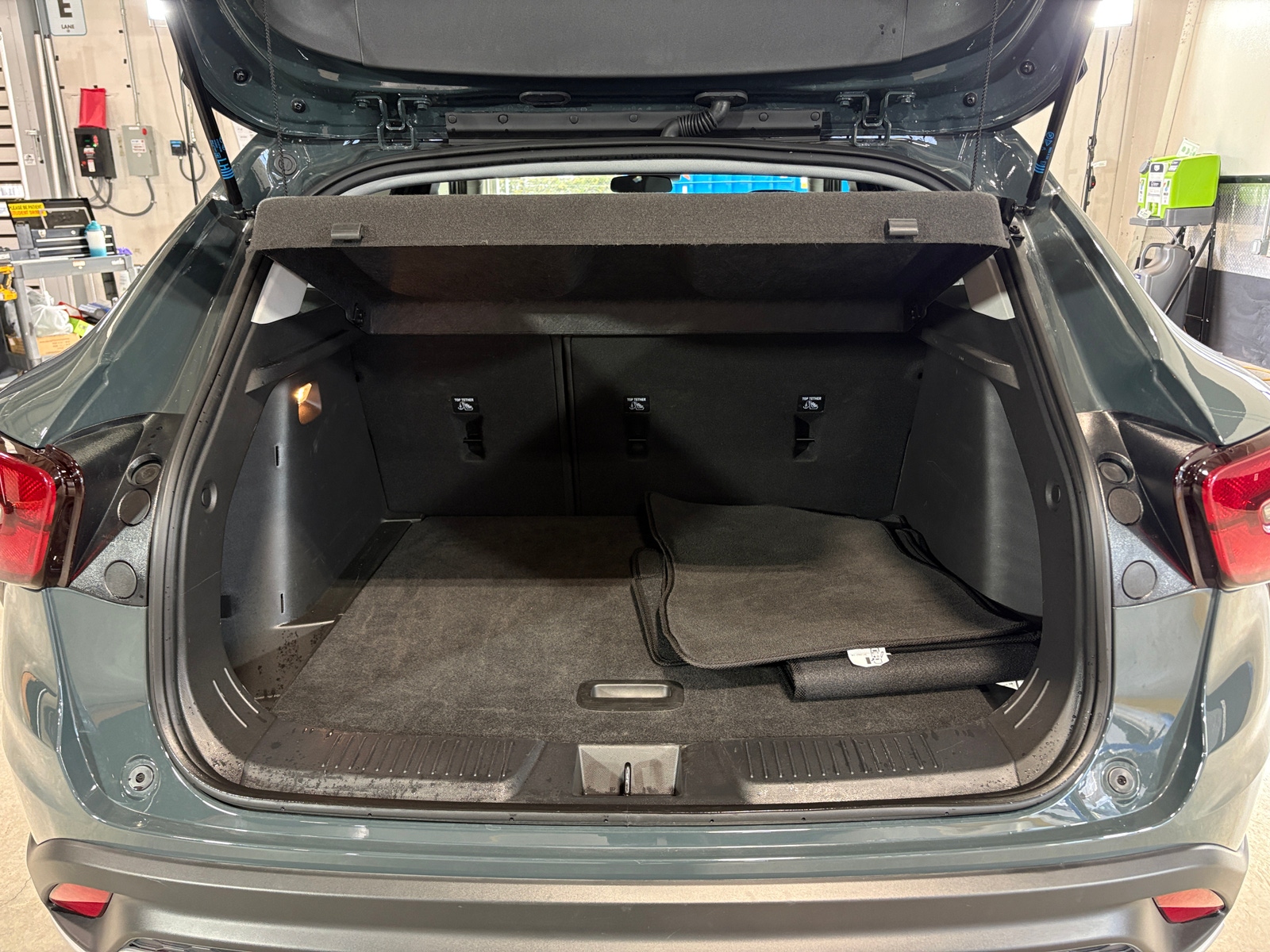 Thumbnail: 2025 Chevrolet Trax - 7