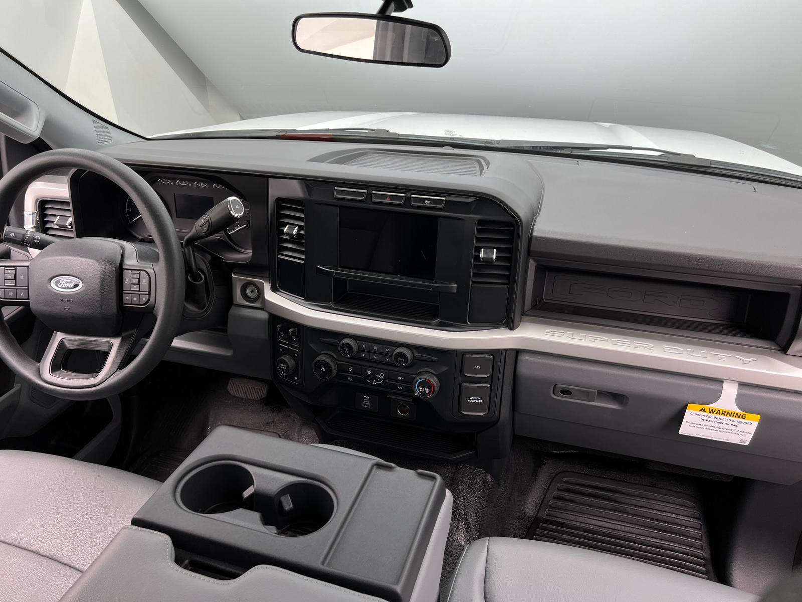 Thumbnail: 2023 Ford Econoline - 3