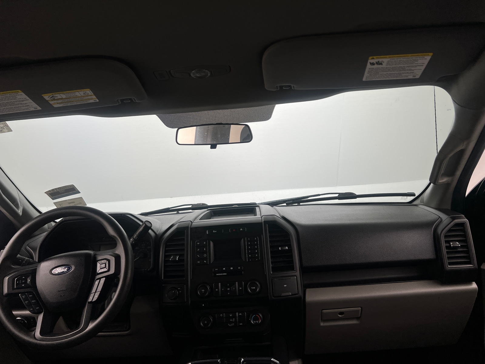 Thumbnail: 2018 Ford Econoline - 3