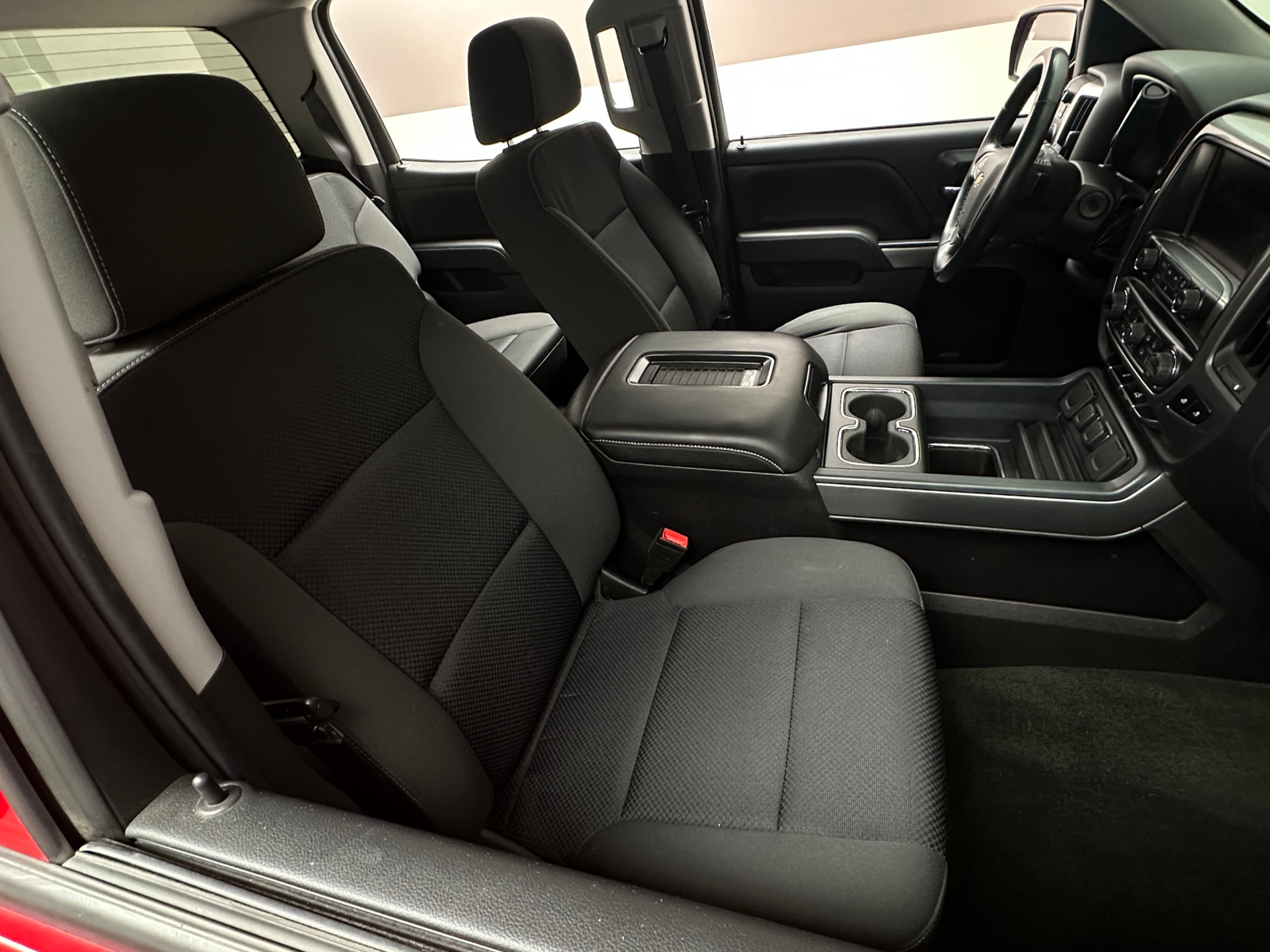 Thumbnail: 2016 Chevrolet Silverado 1500 - 2