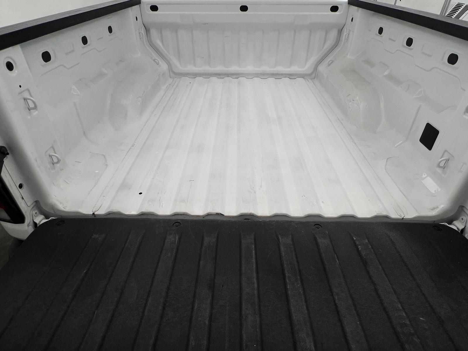 Thumbnail: 2023 Chevrolet Colorado - 7