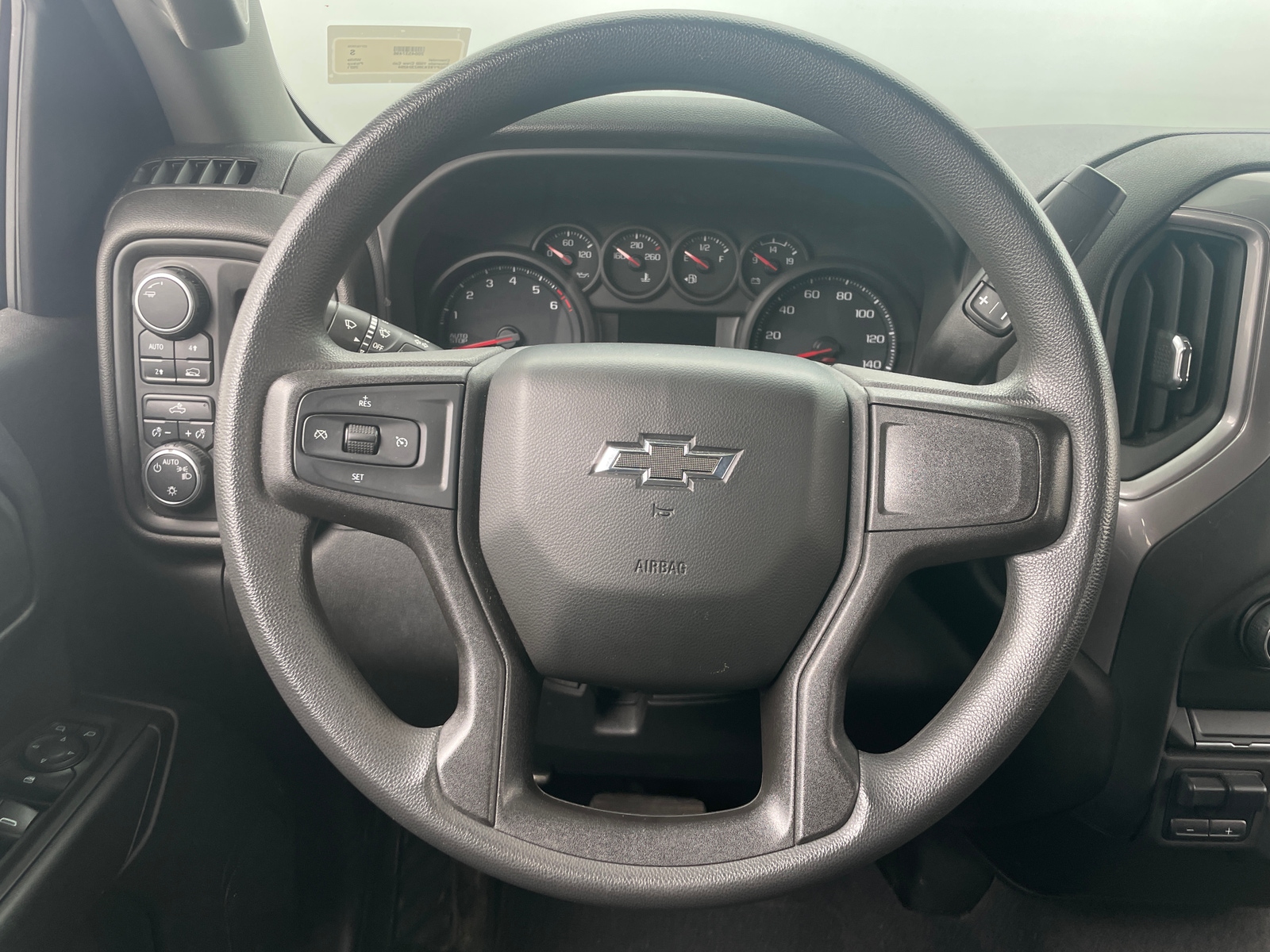 Thumbnail: 2021 Chevrolet Silverado 1500 - 5