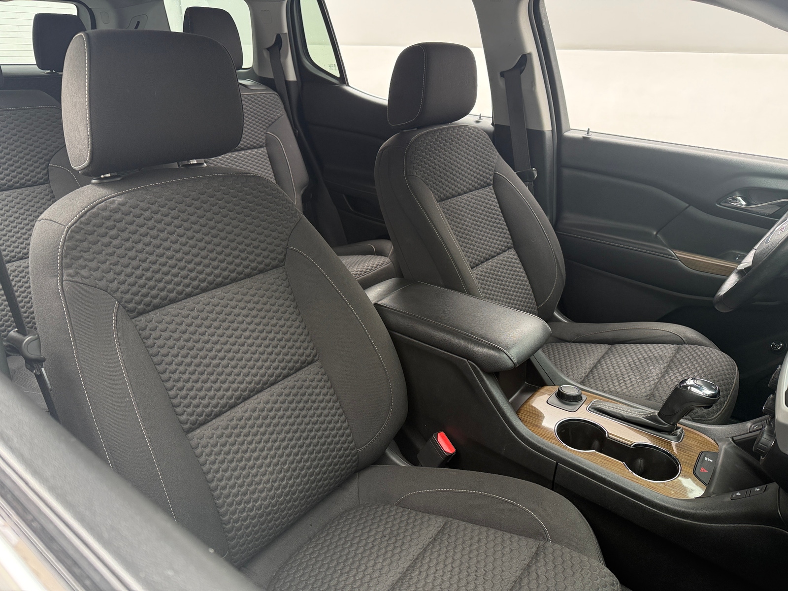 Thumbnail: 2017 GMC Acadia - 2