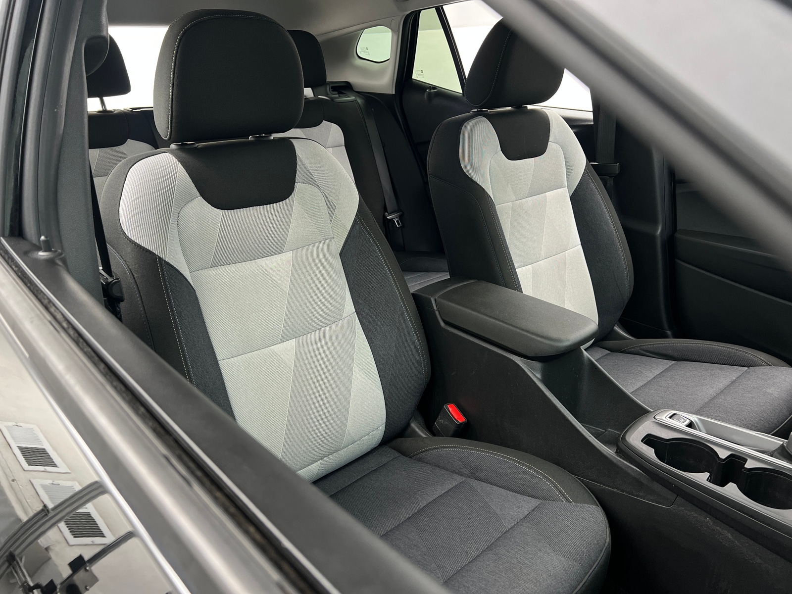 Thumbnail: 2024 Chevrolet Trax - 2