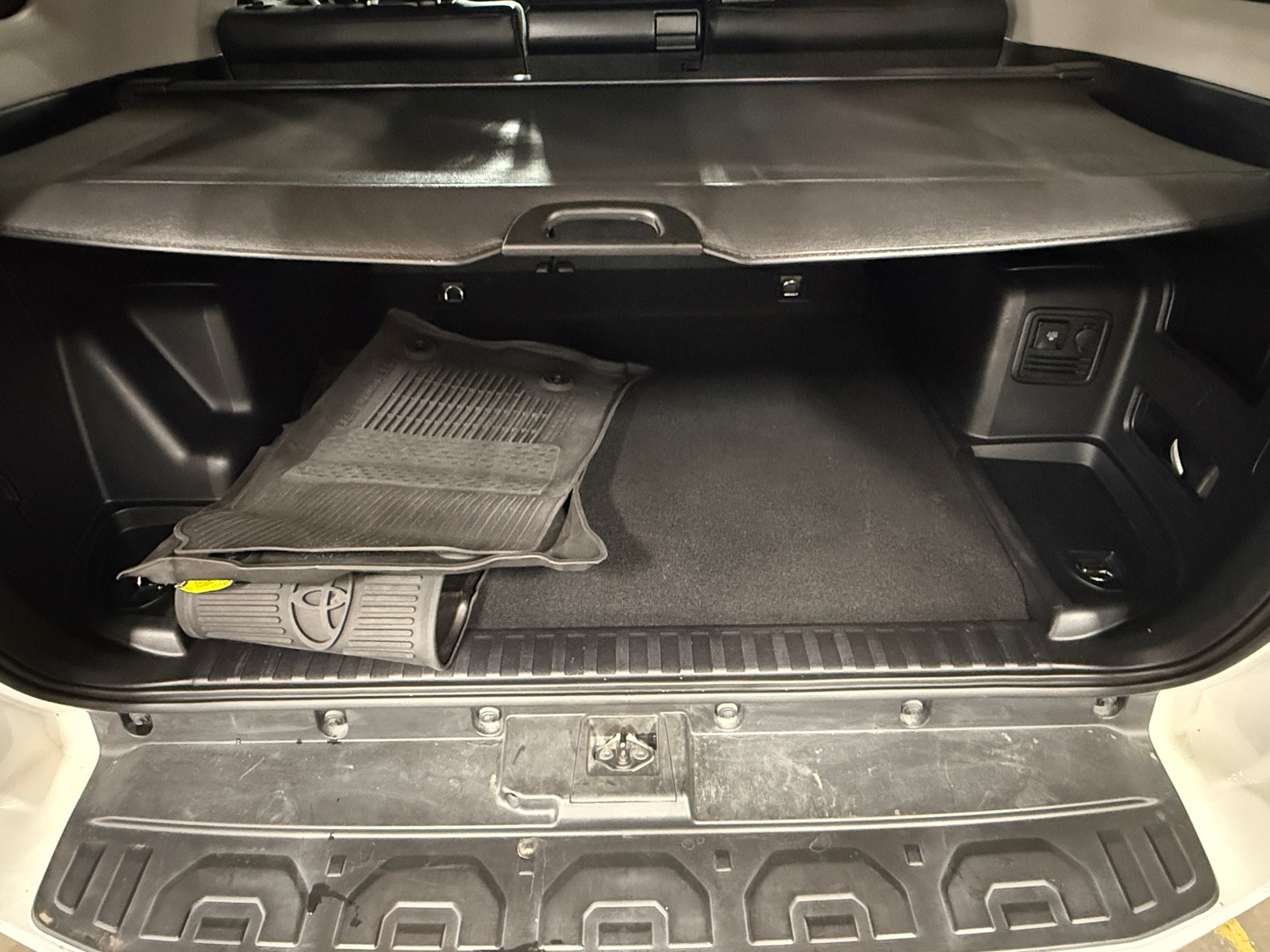 Thumbnail: 2021 Toyota 4Runner - 6