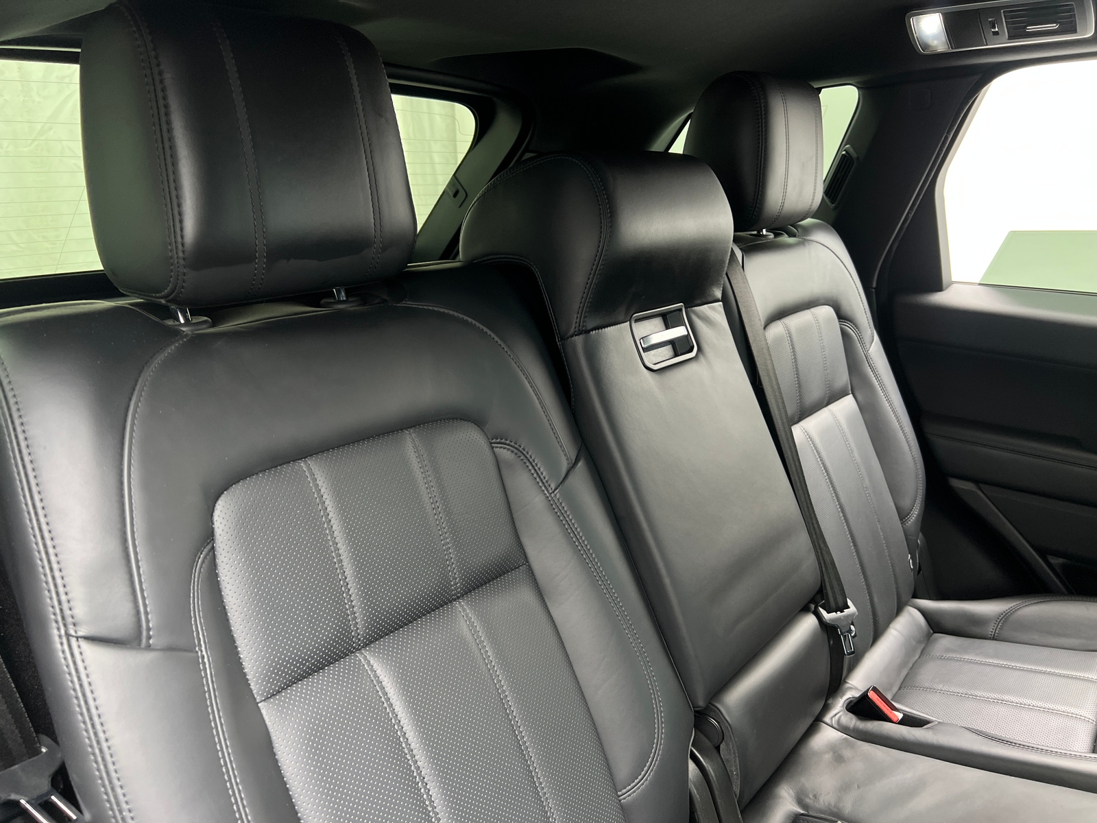 Thumbnail: 2020 Land Rover Range Rover Sport - 5