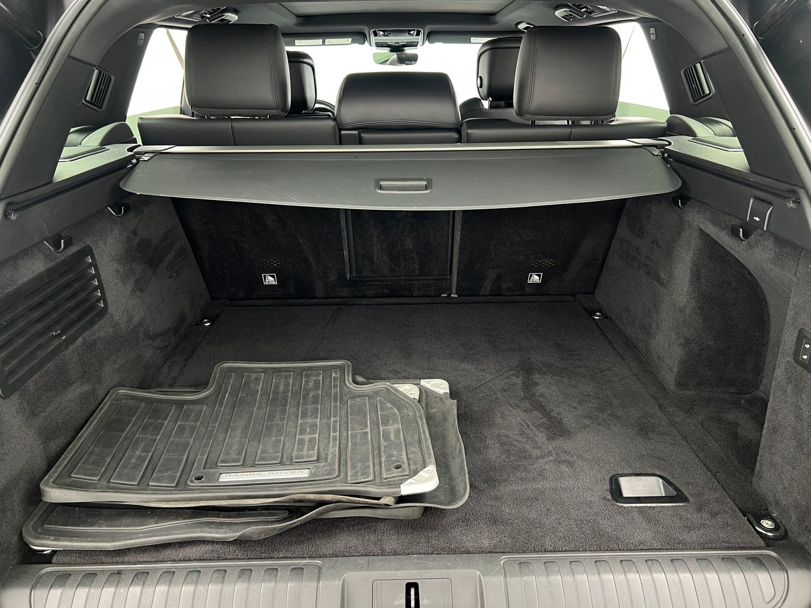 Thumbnail: 2020 Land Rover Range Rover Sport - 6