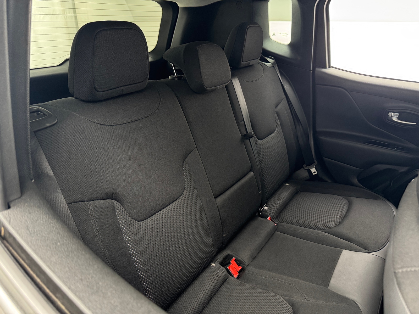 Thumbnail: 2019 Jeep Renegade - 6