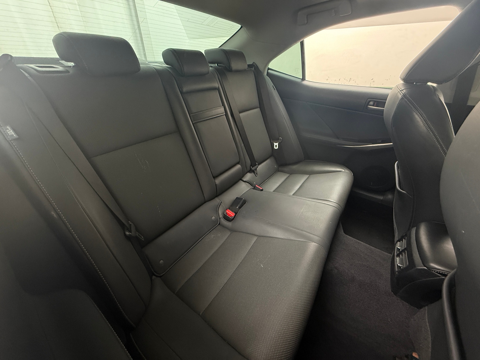 Thumbnail: 2018 Lexus IS - 5