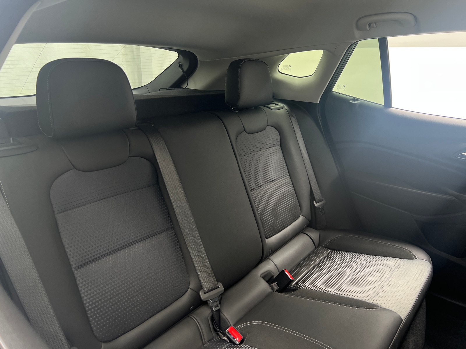 Thumbnail: 2025 Chevrolet Trax - 6