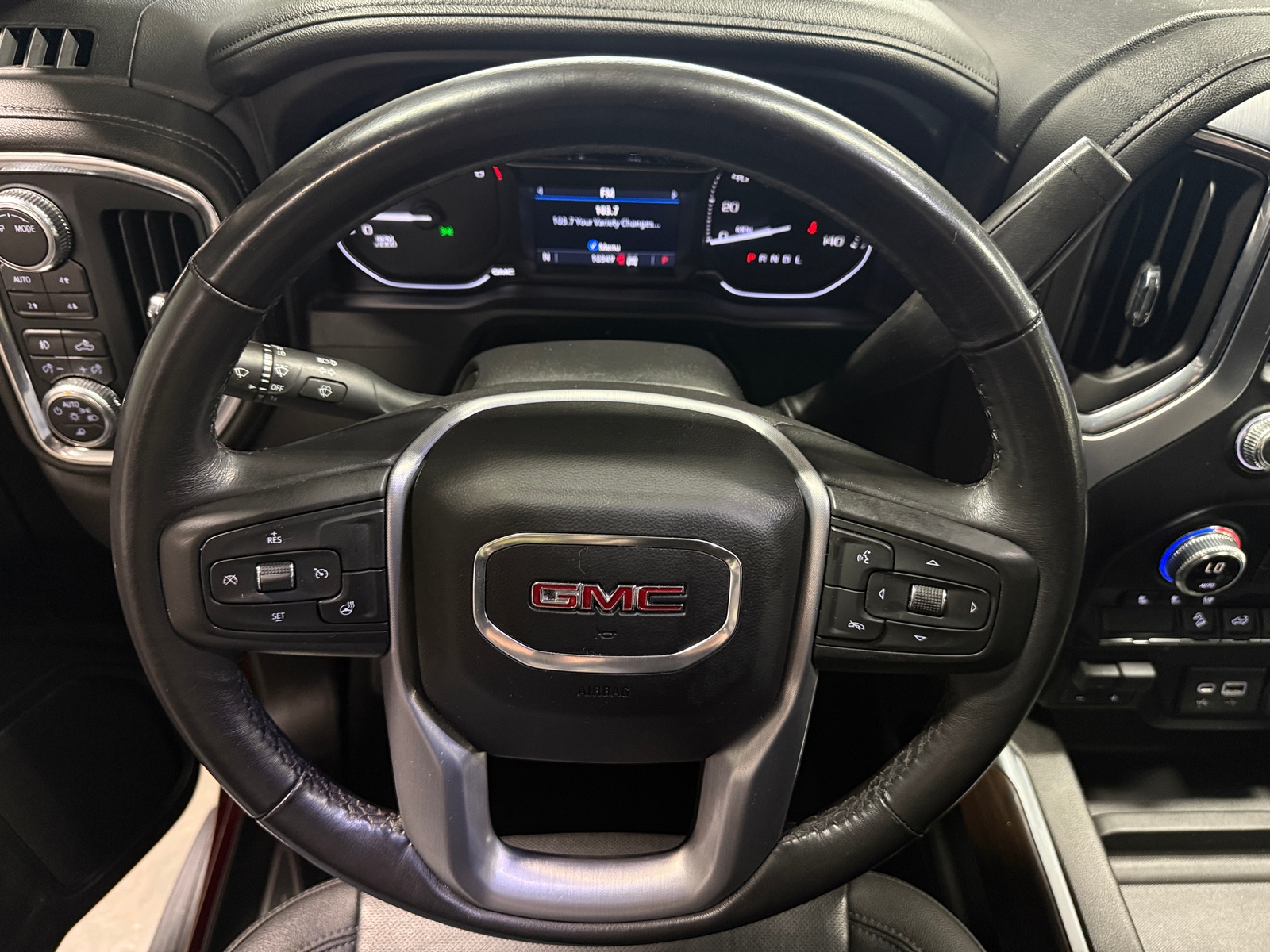 Thumbnail: 2023 GMC Sierra 2500 - 4