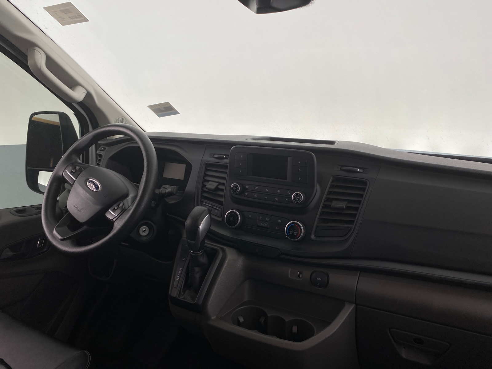 Thumbnail: 2023 Ford Transit Series - 3