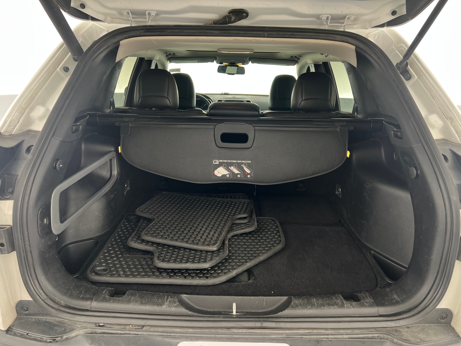 Thumbnail: 2016 Jeep Cherokee - 7