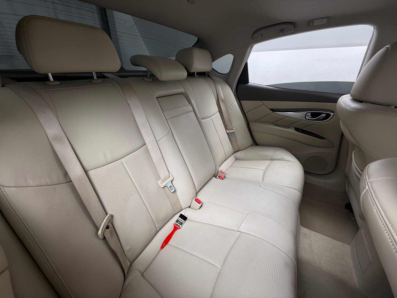 Thumbnail: 2018 INFINITI Q70 - 6