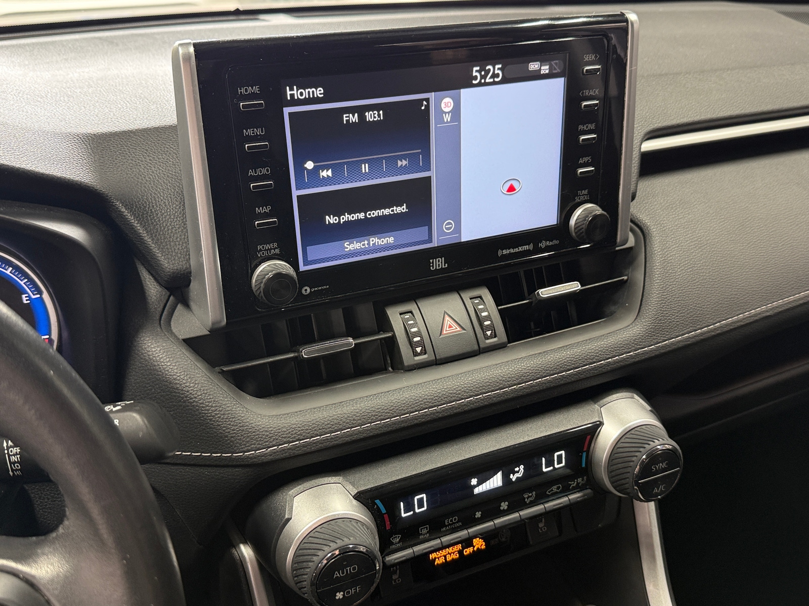 Thumbnail: 2021 Toyota RAV4 - 3