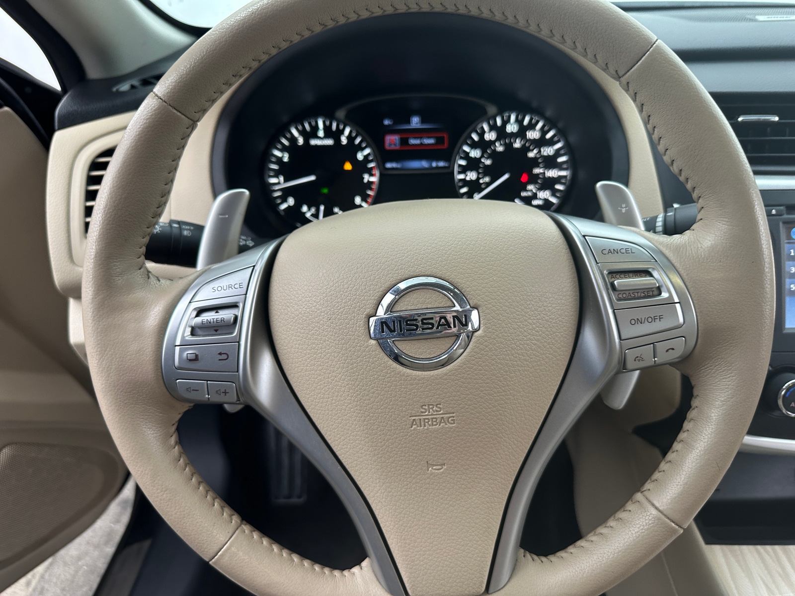 Thumbnail: 2016 Nissan Altima - 4