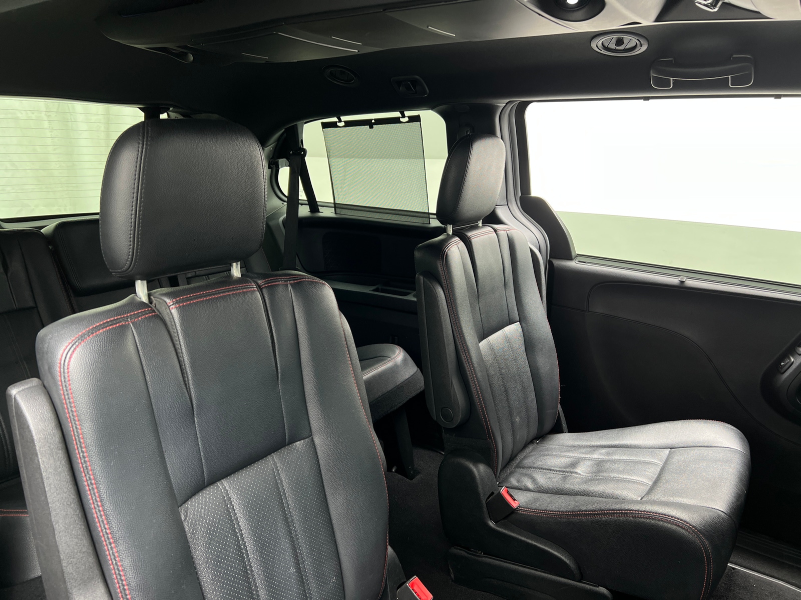 Thumbnail: 2017 Dodge Grand Caravan - 5