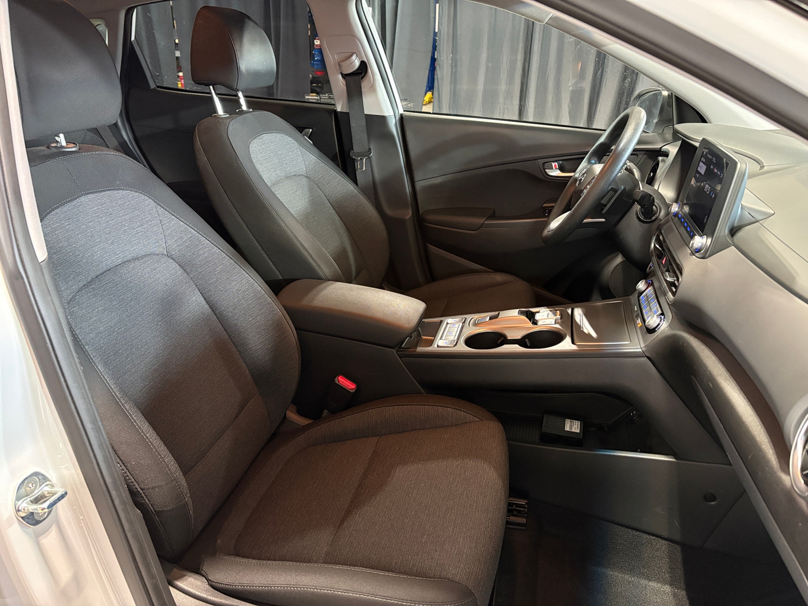 Thumbnail: 2023 Hyundai Kona - 2