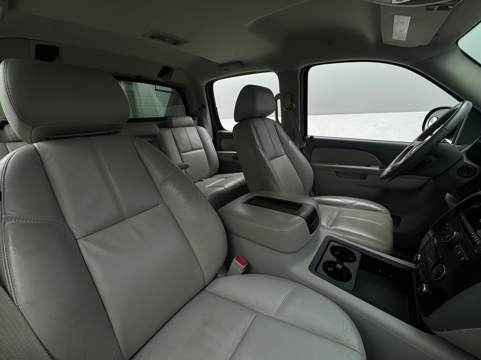 Thumbnail: 2011 Chevrolet Avalanche 1500 - 2