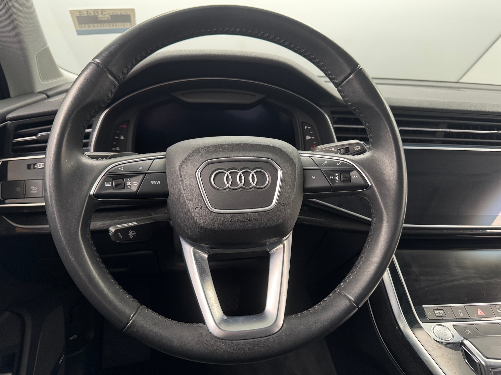 Thumbnail: 2020 Audi Q7 - 4