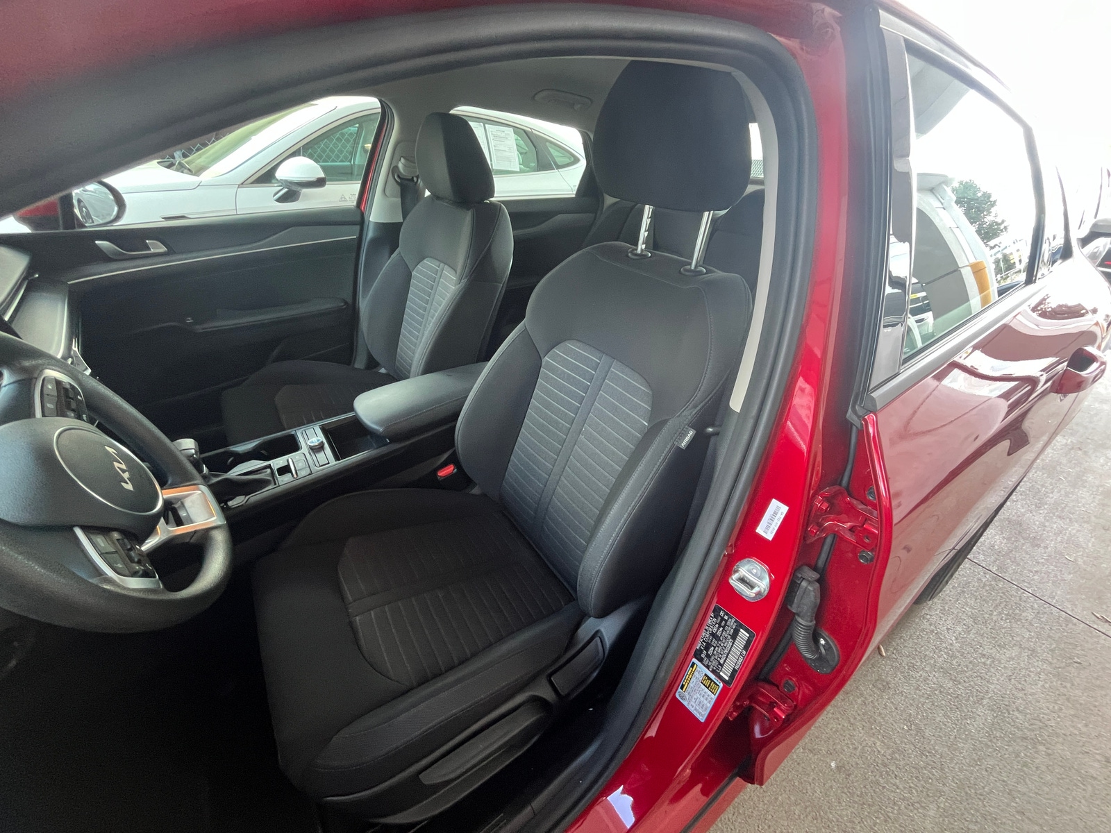 Thumbnail: 2025 Kia K5 - 2