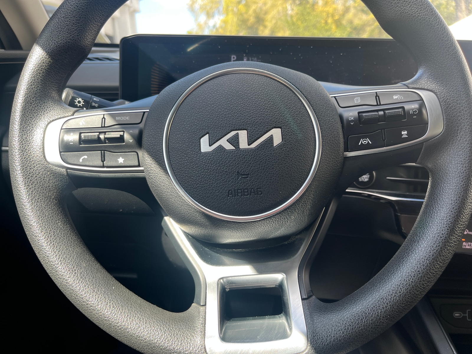 Thumbnail: 2025 Kia K5 - 5