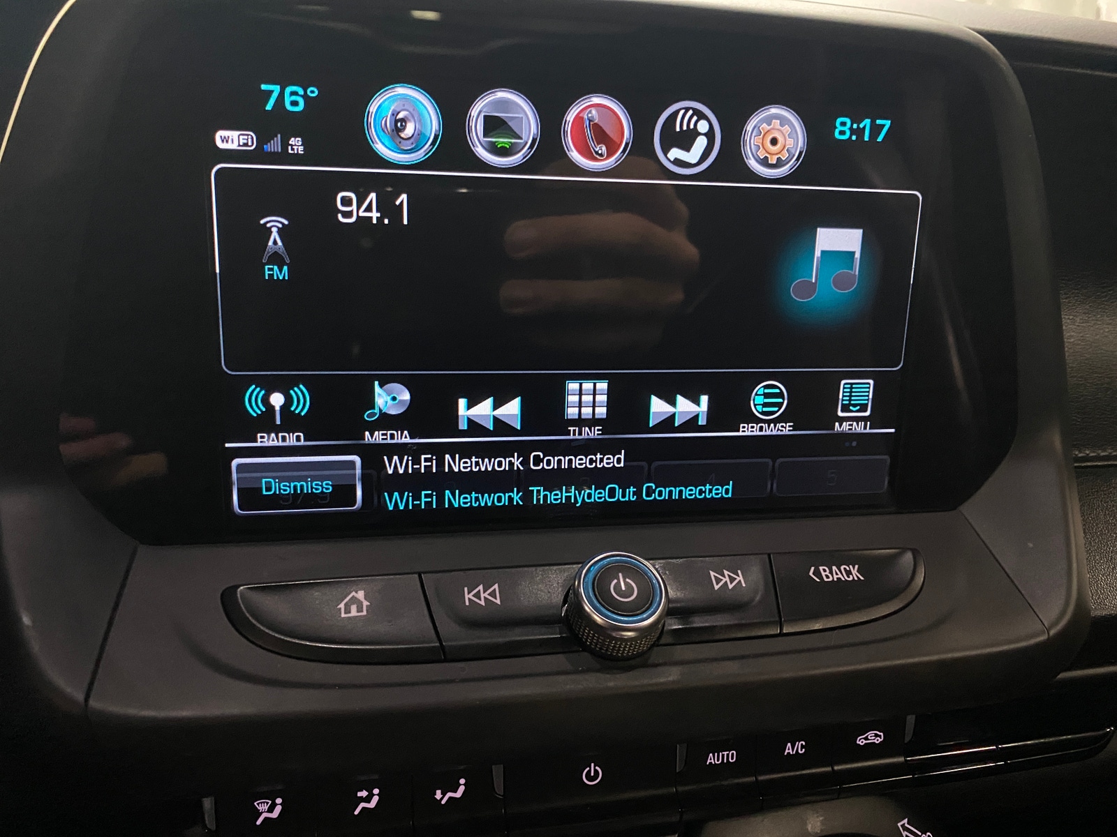 Thumbnail: 2017 Chevrolet Camaro - 3