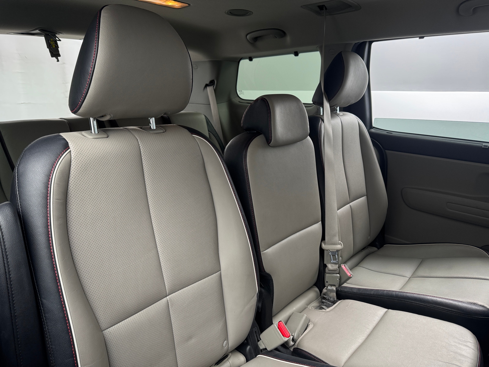 Thumbnail: 2019 Kia Sedona - 5