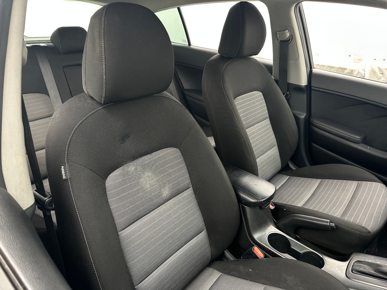 Thumbnail: 2016 Kia Forte - 2